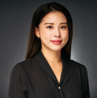 Jinsook Lee headshot